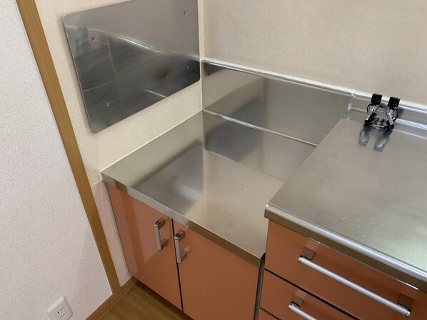 ヴィラ・ポポラーレⅠの物件内観写真